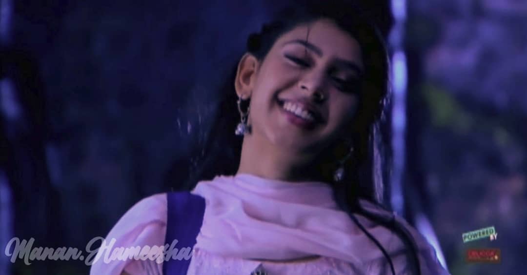 roshni45_'s tweet photo. 𝐈𝐧 𝐭𝐨𝐝𝐚𝐲'𝐬 𝐰𝐨𝐫𝐥𝐝 𝐰𝐡𝐞𝐫𝐞 𝐡𝐚𝐭𝐞 𝐢𝐬 𝐞𝐚𝐬𝐲 𝐚𝐧𝐝 𝐤𝐢𝐧𝐝𝐧𝐞𝐬𝐬 𝐢𝐬 𝐫𝐚𝐫𝐞, 𝐟𝐢𝐧𝐝 𝐬𝐦𝐚𝐥𝐥 𝐭𝐡𝐢𝐧𝐠𝐬 𝐰𝐡𝐢𝐜𝐡 𝐦𝐚𝐤𝐞𝐬 𝐲𝐨𝐮 𝐡𝐚𝐩𝐩𝐲 𝐚𝐧𝐝 𝐩𝐨𝐬𝐢𝐭𝐢𝐯𝐞. ♡

#KYY #MaNan #KaiseYehYaariaan #NitiTaylor https://t.co/Xsr24R4XLp