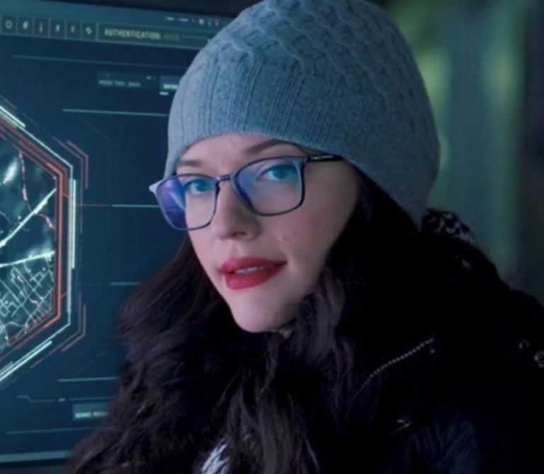 She wondered if it. She wondered if it. Make something. Цитаты про лайк. Дарси льюис марвел.