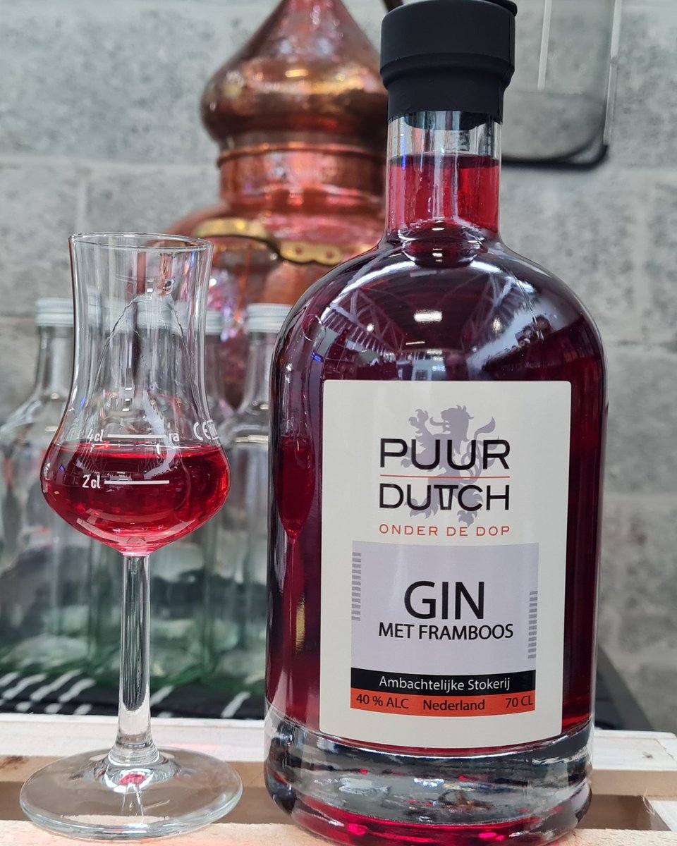 Astad_EU's tweet photo. Onze Gin met Framboos. Weer een uniek en smaakvol product in ons assortiment. Ambachtelijk gemaakt van vers fruit. #PuurDutchBest #puurdutch #slijterijbest #slijterij #destilleerderij #destillery #stokerij #gin #ginmetframboos #cparkbata #nieuw #handcrafted #gebouw32 https://t.co/isguCx44In
