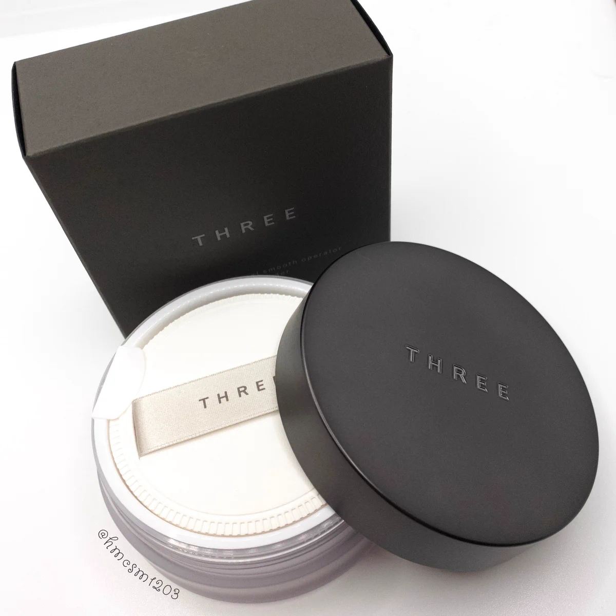 THREEの新しいパウダーがすごい！ツルンツルンの肌が手に入る！