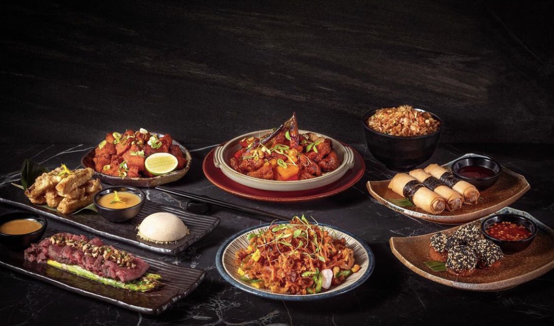 TattuRestaurant's tweet photo. 🌸 A TASTE OF TATTU 🌸
Our new #sharingmenu features a selection of our most popular dishes.
Designed for 2 people to share and for the exclusive price of £75 🥢
Available to #takeaway or #collection.
https://t.co/8r4cc3w2SV
Available 3-9pm. Pre order now 🥢🌸
#Tattu https://t.co/2VvzbXBU5d