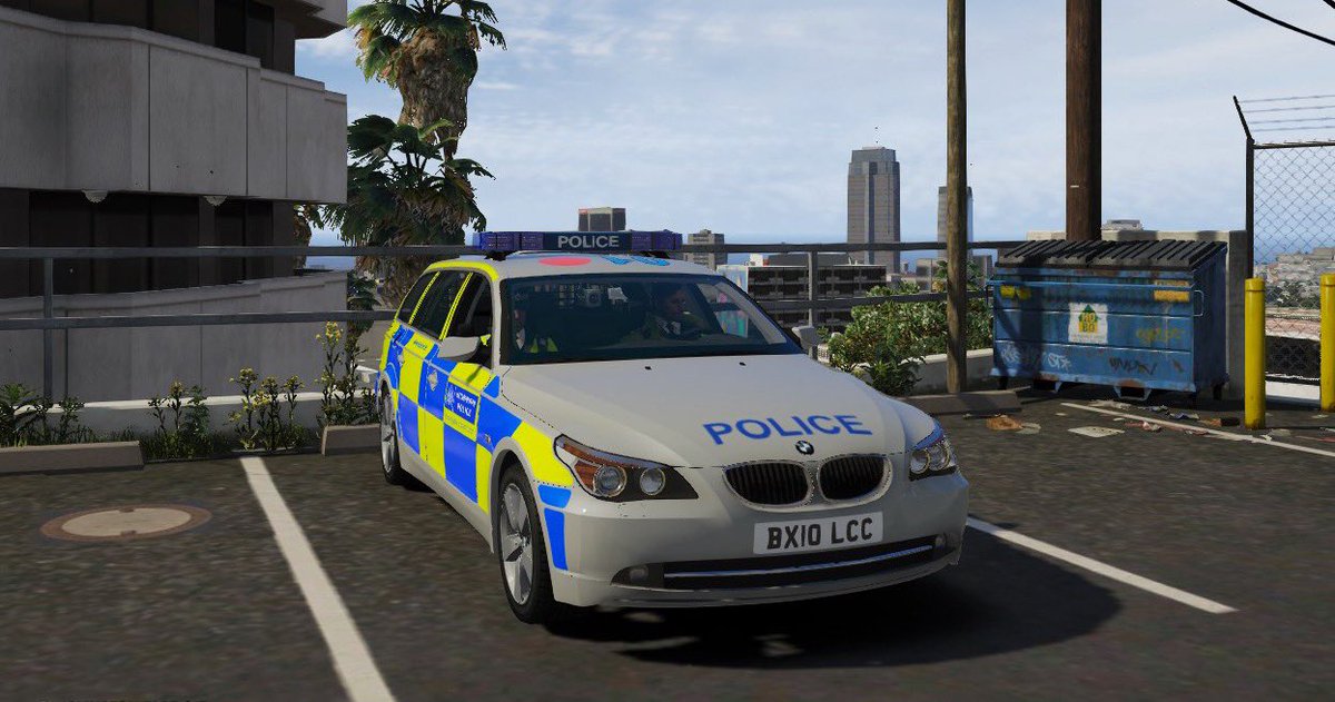 PVGJames's tweet photo. Out on patrol for the #lc12hr 12 hour charity patrol for London Air Ambulance. I am out in one of our old BMW E61’s this morning with one of our students. Stay tuned to see what we get up to! @LondCallingRPC @MetOpsLC https://t.co/EzwJHmiPmo