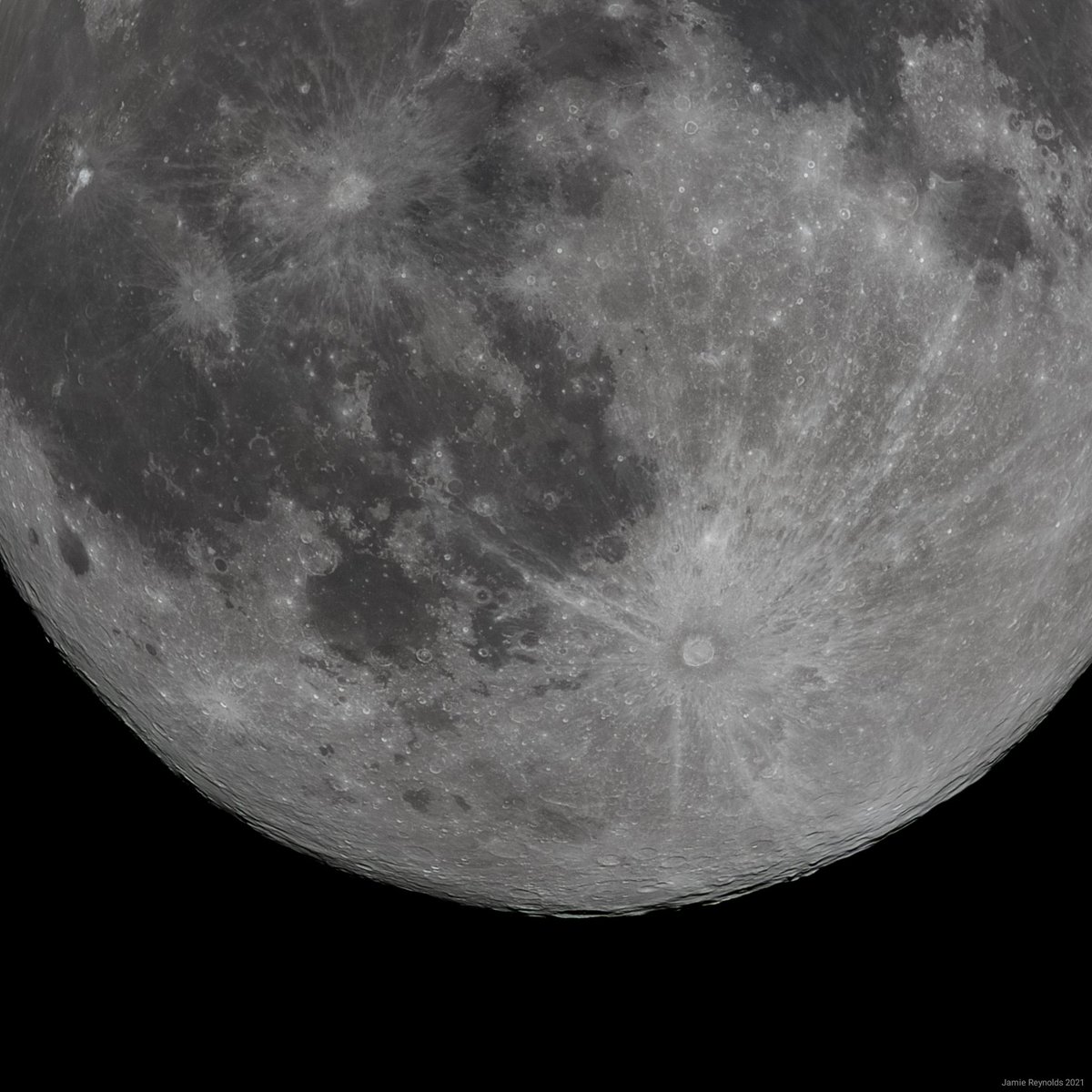 jaythegrumpy's tweet photo. February's Snow Moon from early hours.
Best 75 9f 150 frames.
#SnowMoon #fullmoon . https://t.co/w8KpPqMdrO