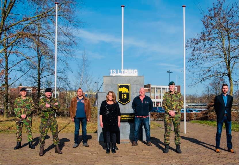 Reclassering Brabant, Zeeland, Limburg op bezoek geweest bij 13 Ltbrig. Eerste overleg gehouden over hoe brigade taakgestraften onder begeleiding werkzaamheden kan laten uitvoeren op Legerplaats Oirschot. Dit alles in kader van maatschappelijke verantwoordelijkheid.