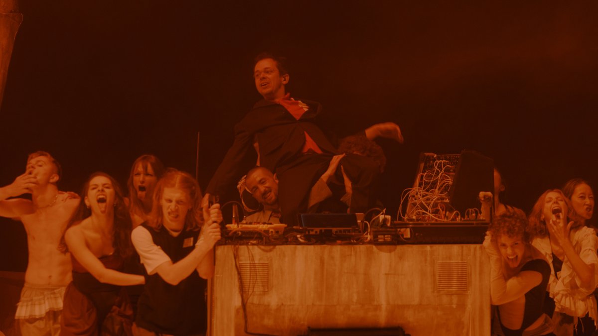 Infinemusic's tweet photo. "Sublime et puissante" 

Room With a View, la création de @RoneOfficial et @LAHORDE_ avec le @balletmarseille au 
@theatrechatelet est disponible en intégralité sur @ftvculturebox ➪︎ https://t.co/XU8YSGOqvc 

@France5tv @blogotheque https://t.co/4YQiXtJwTE