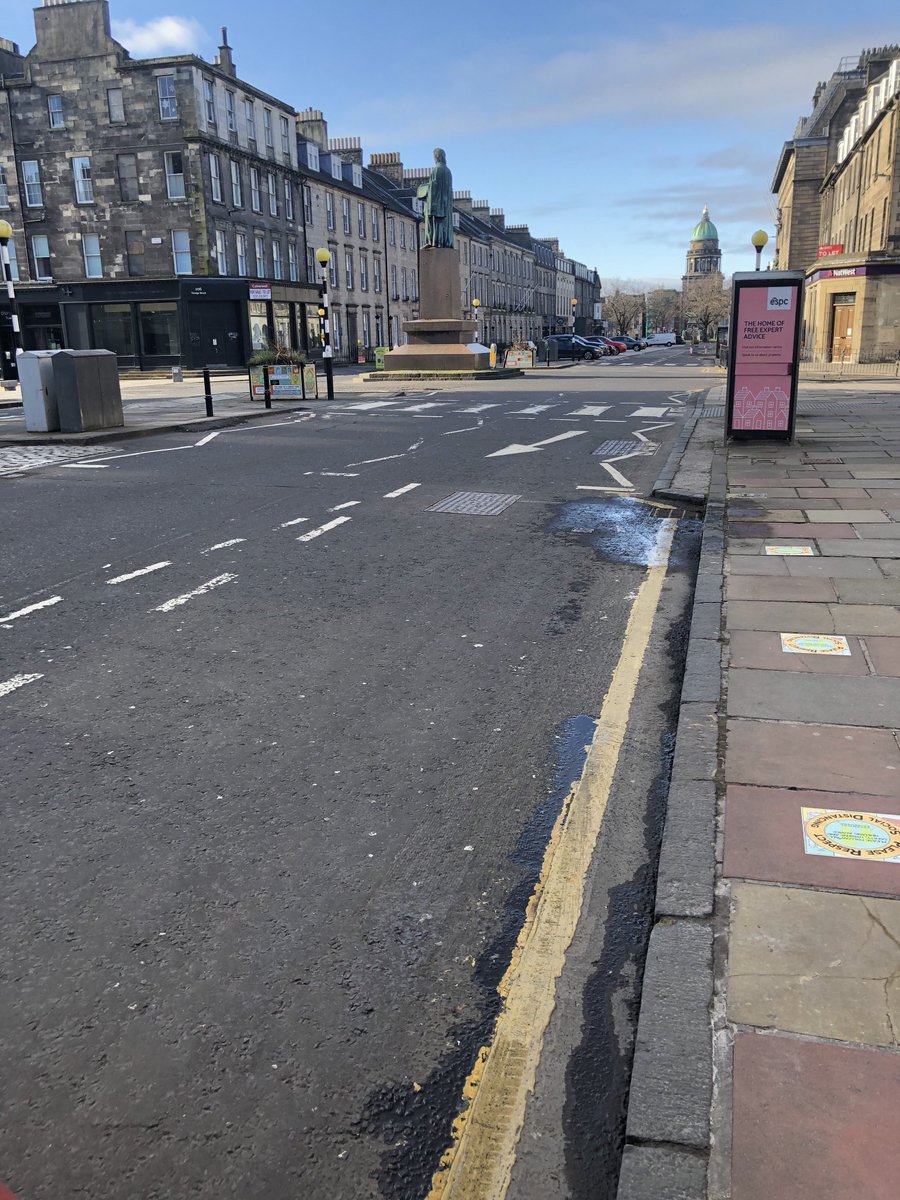 ContiniBites tweet media