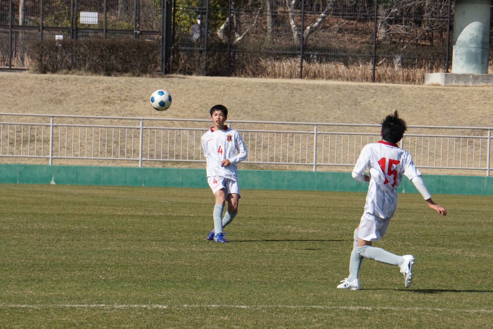 ট ইট র 奈良クラブアカデミー U14 Trm 萩谷総合公園 Vs 高槻myd Fc 攻撃面でいくつも良い形が生まれ 何度も相手ゴールを脅かすことができました 一方 立ち上がりや守備の強度に課題の残る試合となりました 応援していただいた皆さま 対戦して