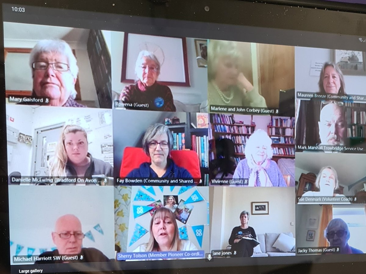 DanniMcEwing1's tweet image. Amazing and completely inspirational #JoinInLiveLocal session in #BradfordonAvon this morning led by @rugger_chick! Love this very active community so much &amp;amp; can&apos;t wait to see what the Co-op can do to support it more going forward. #ItsWhatWeDo 💙