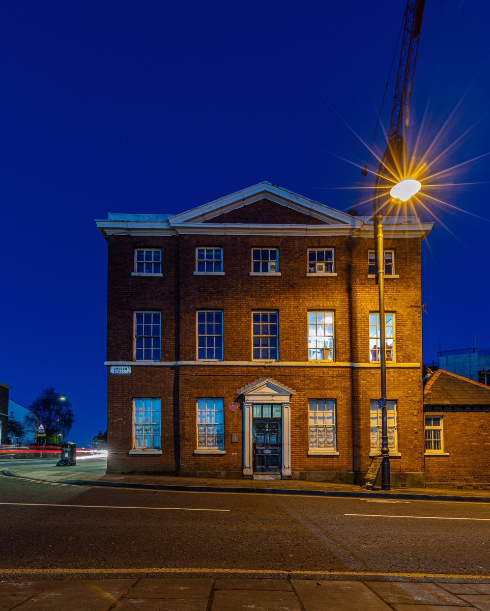stevesamosa's tweet photo. Cockpit House #Prescot home to @Imaginarium__UK 
 #knowsley #theatrecompany #theatres #shakespeare #nightphotography 
@PrescotTown @loveprescot @KnowsleyUK @knowshakespeare @Beau_Liverpool @ExploreLpool @VisitLiverpool @CultureLPool https://t.co/MsfTwuzY4f