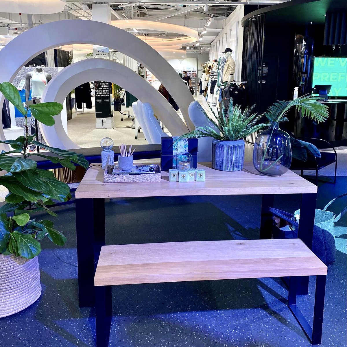 ConeyTimbers's tweet photo. Some cool projects this week..
@weareEgg #stools #plasmaunit #outdoortables https://t.co/pQ0ySUQR8t