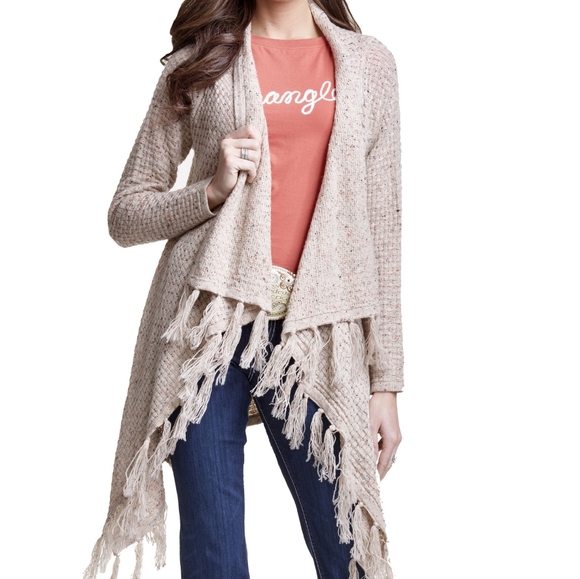 So good I had to share! Check out all the items I'm loving on <a href="/Poshmarkapp/">Poshmark</a> #poshmark #fashion #style #shopmycloset #wrangler: posh.mk/T6l0KDStdeb