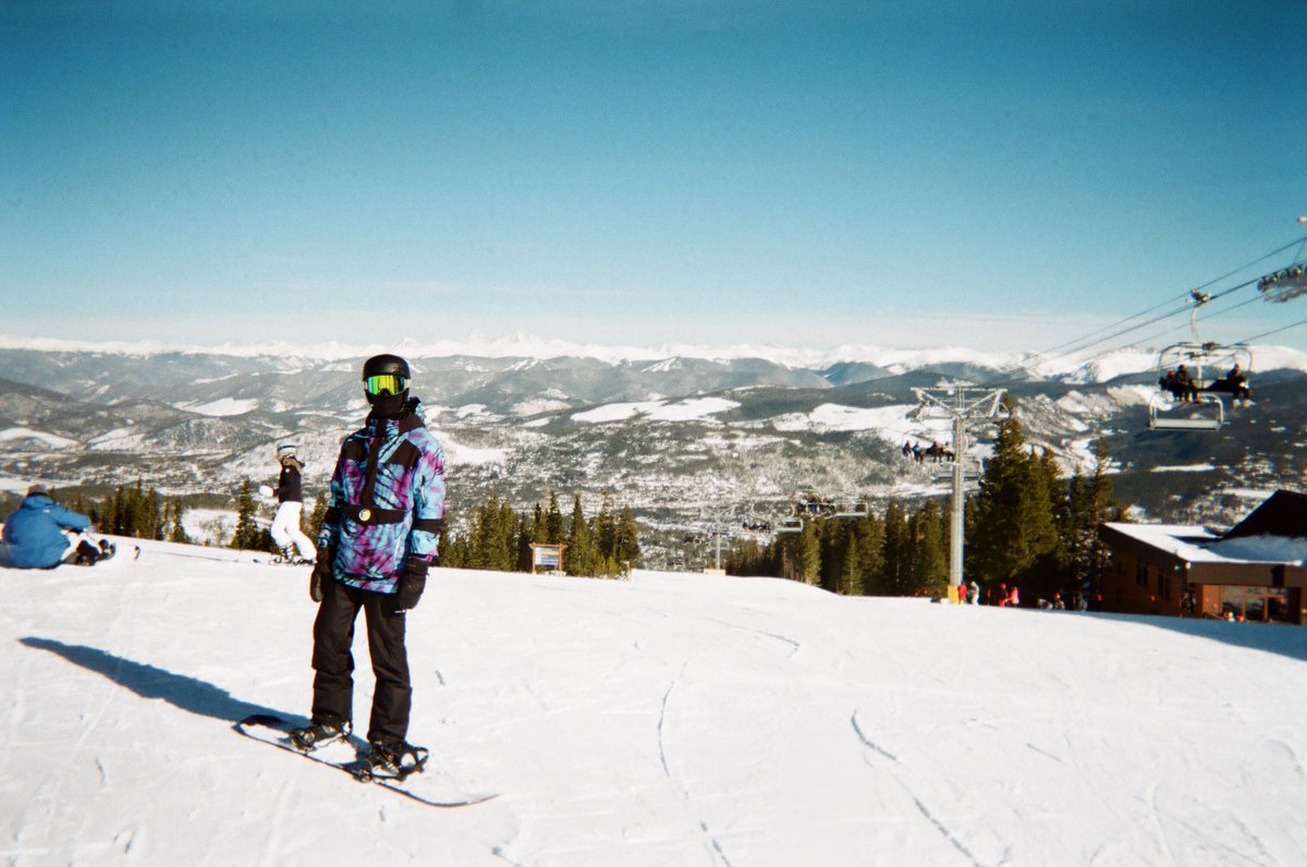emaleehough14's tweet photo. We took disposable cameras to Breck and we just got the pics back 🤩 I’m obsessed and will be doing this every trip we go on. https://t.co/wVctAnaBux