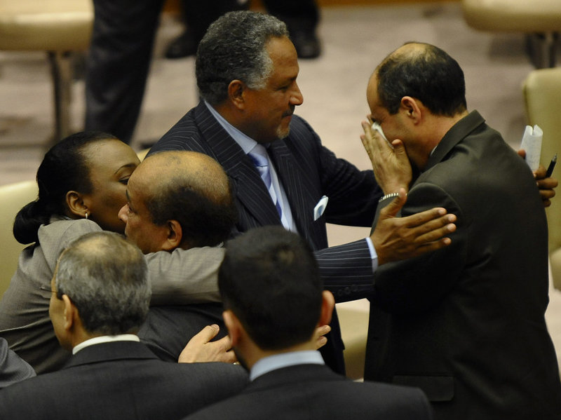 ArabSpringEng's tweet photo. 🇱🇾Following an impassioned speech by #Libyan amb. to UN, Abdel Rahman Shalgam, calling on members to "Save Libya!" 2 days earlier, UNSC voted unanimously to impose sanctions, assets freeze &amp; arms embargo against #Libya's authorities/leaders, in addition to referring it to ICC. https://t.co/0RdBVjD0Rm