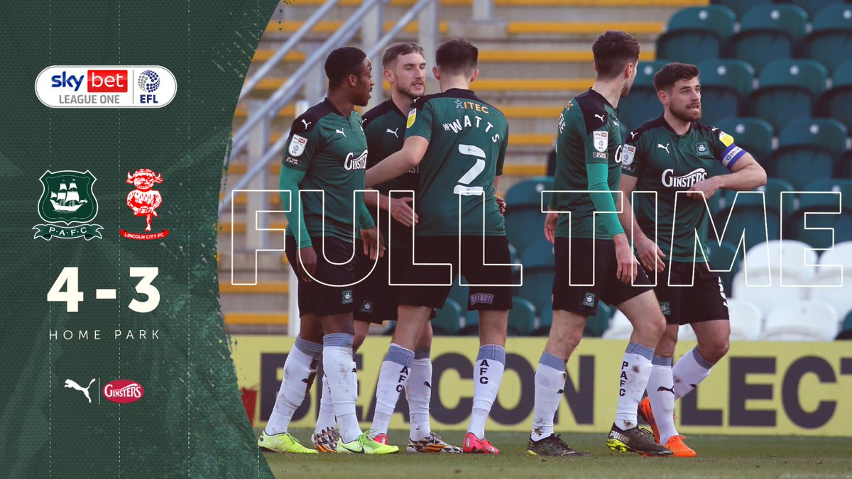 Argyle's tweet photo. Full time.

YOU MAGNIFICENT GREENS.

#pafc https://t.co/DXp4LMsKho