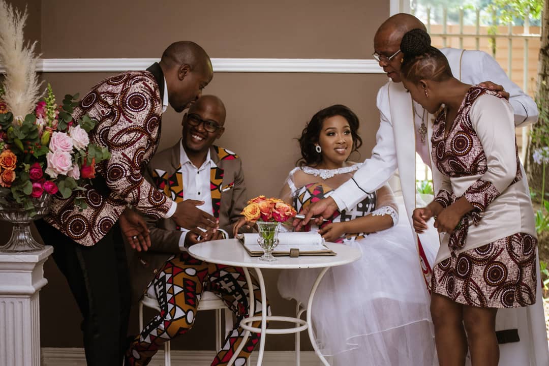 TsandCuts's tweet photo. An intimate  wedding is always FELT❤️
📸: @TsandCuts https://t.co/ab5dwmR6B7
