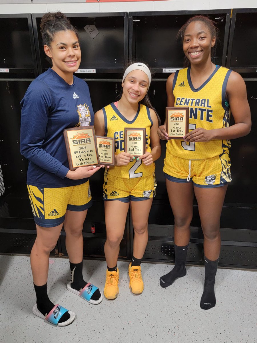 Congrats to Naylee Cortes on Player of The Game accolades and congrats to all of our players who earned All Conference recognition and were recognized by the SIAA-FL