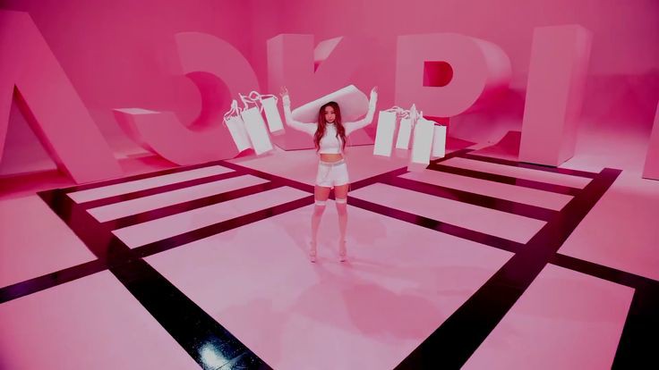 Siennaaa (@liepstic) on Twitter photo 