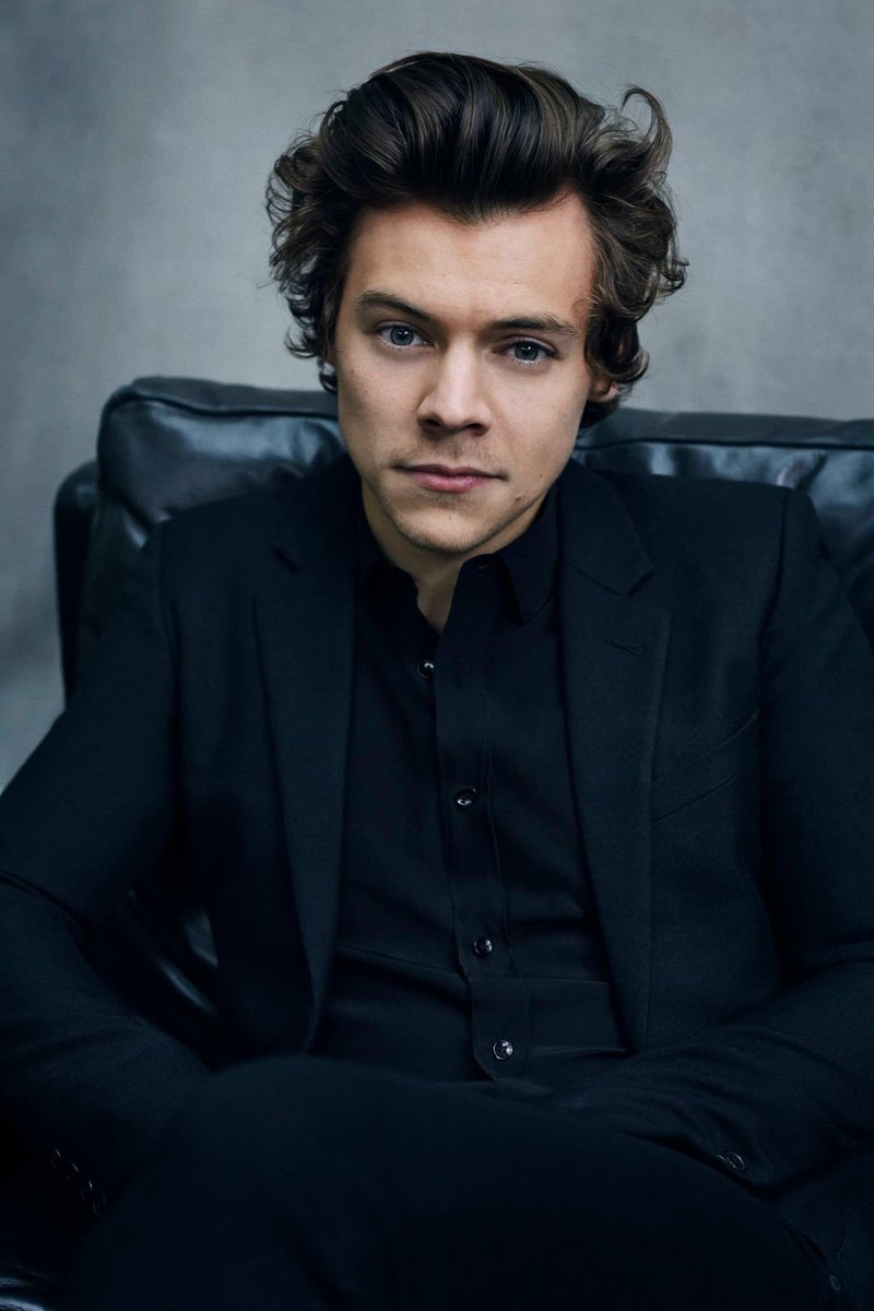 hstylespics's tweet photo. harry styles by lorenzo agius, 2017 https://t.co/ztMGDGi3j6