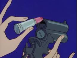 私の好きな強い女像は女を肯定しているのでバッグの中には拳銃と口紅が入っている 集まる賛同の声と様々な強い女 Togetter
