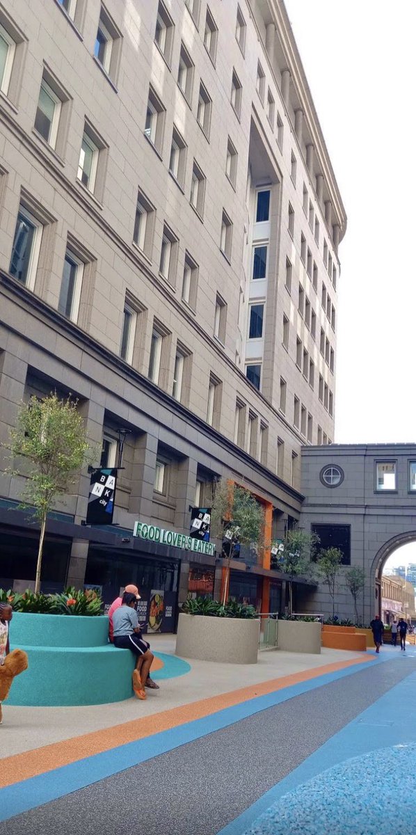 SAinspiration1's tweet photo. FNB Headquarters Bank City in Simmonds street JHB CBD 🇿🇦 https://t.co/ytSHffDMTX