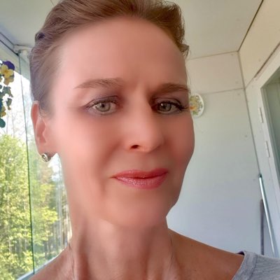 MariaHal9's tweet image. #NewProfilePic