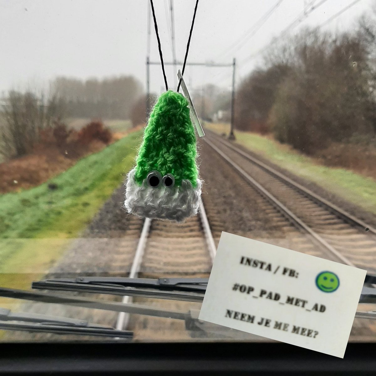Vandaag ben ik met mijn nieuwe vriendje #op_pad_met_ad onderweg voor <a href="/NS_online/">NS online</a> De komende tijd zullen wij samen vele kilometers spoor onder ons laten doortrekken.