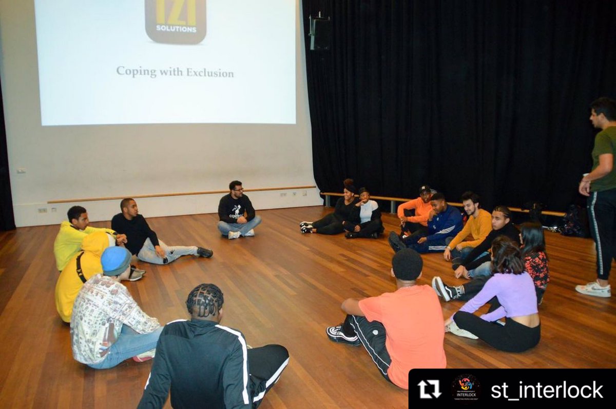 InterlockFound1's tweet photo. #throwback Feb. 2020: #youthexchange 🎭#GENERATIONOFLOVE part II in 🇳🇱#AmsterdamSoutheast. #workshop by IZISolutions about #discrimination in all it’s forms.
#youthwork #empowerment 🇳🇱@InterlockFound1, 🇳🇱@jtszo &amp; 🇬🇧@TheatrePeckham. https://t.co/67XxmTah5p @Erasmus_Project https://t.co/0pbDIiVVPz