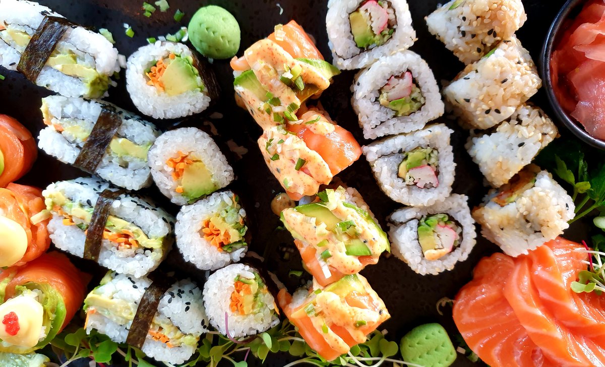 JoziStyle's tweet photo. Win 2 seats to #DineJoziStyle at The Grillroom &amp; Sushi Bar for an exclusive preview of their autumn menu.

Retweet To Enter!

#DineJoziStyle
#TheGrillroomAndSushiBar
#ExperienceTheExtraordinary

Worth R1,000 @TheGrillroomPTA 

T&amp;Cs https://t.co/U5NZMwqTs0 https://t.co/2rA71mMjVr