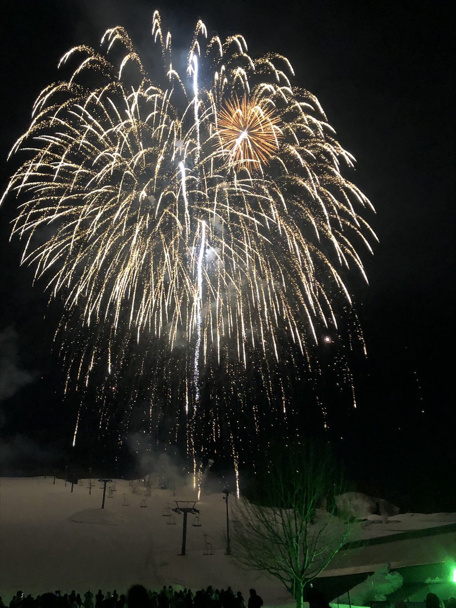 今年も行って来ました。

寒かったです😢

#灯の回廊
#安塚キューピットバレイ
#キャンドルロード