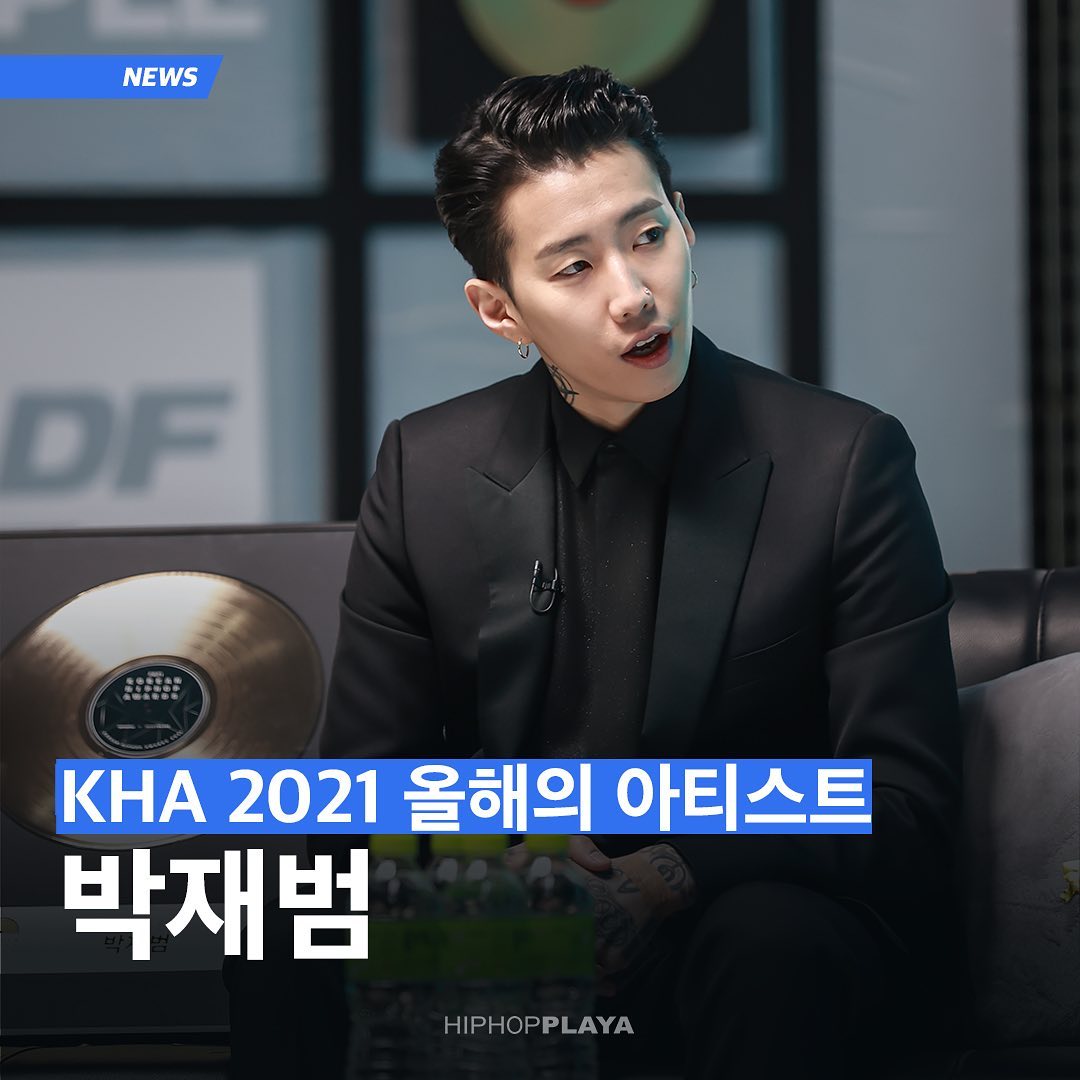 theJ_Effect's tweet photo. Jay Park won Artist of the Year at the Korea Hip Hop Awards 2021. 👑

He also won the Artist of the Year in 2017 and 2018, so he became the first triple crowns winner of the Korea Hip Hop Awards. 🏆🏆🏆 https://t.co/Bx7Dbmamak