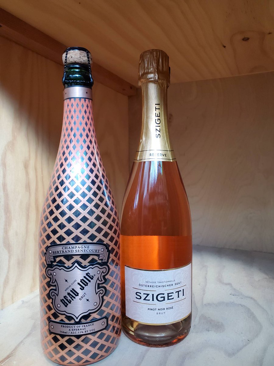 Bring in the Spring with Mac's select Rosé selection! Certain products available chilled, sparkling or still!

#rosé #Macsbeerandwine #Spring