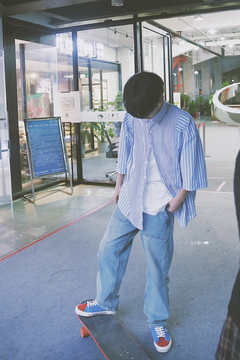 CHINESE_gallery's tweet photo. 구오청 보드 https://t.co/eVWvQRUZaQ