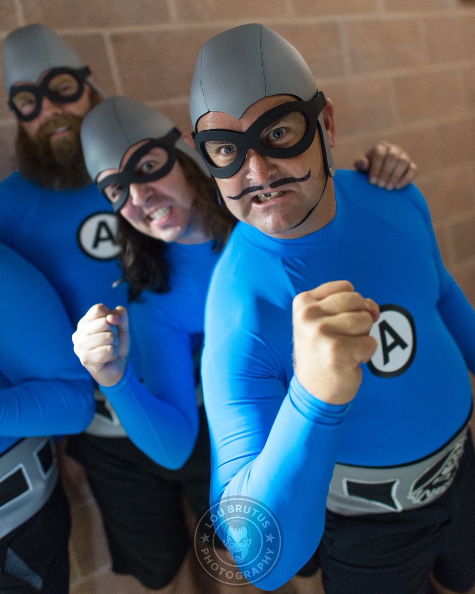 LouBrutus's tweet photo. All Hail The Aquabats! @TheAquabats #TheAquabats #SuperRad #StepOffHomie #TheCatWith2Heads #SharkFighter #PoolParty #PizzaDay #iFellAsleepOnMyArm #KarateBody #FashionZombies #GiantRobotBirdHead #TheFuryOfTheAquabats #PowderedMilkManYouMustDie #CaptainHamptonCaptainHamptonAhoyAhoy https://t.co/DET7WHsVm3