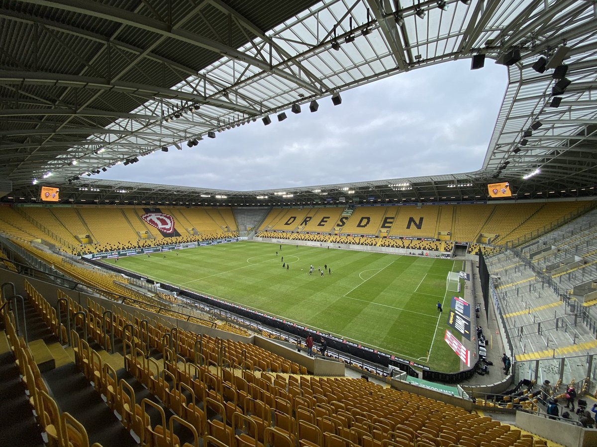👋😎 Das schönste Stadion der 3. Liga vermisst seine Fans. ❤️ #SGDFCI #sgd1953