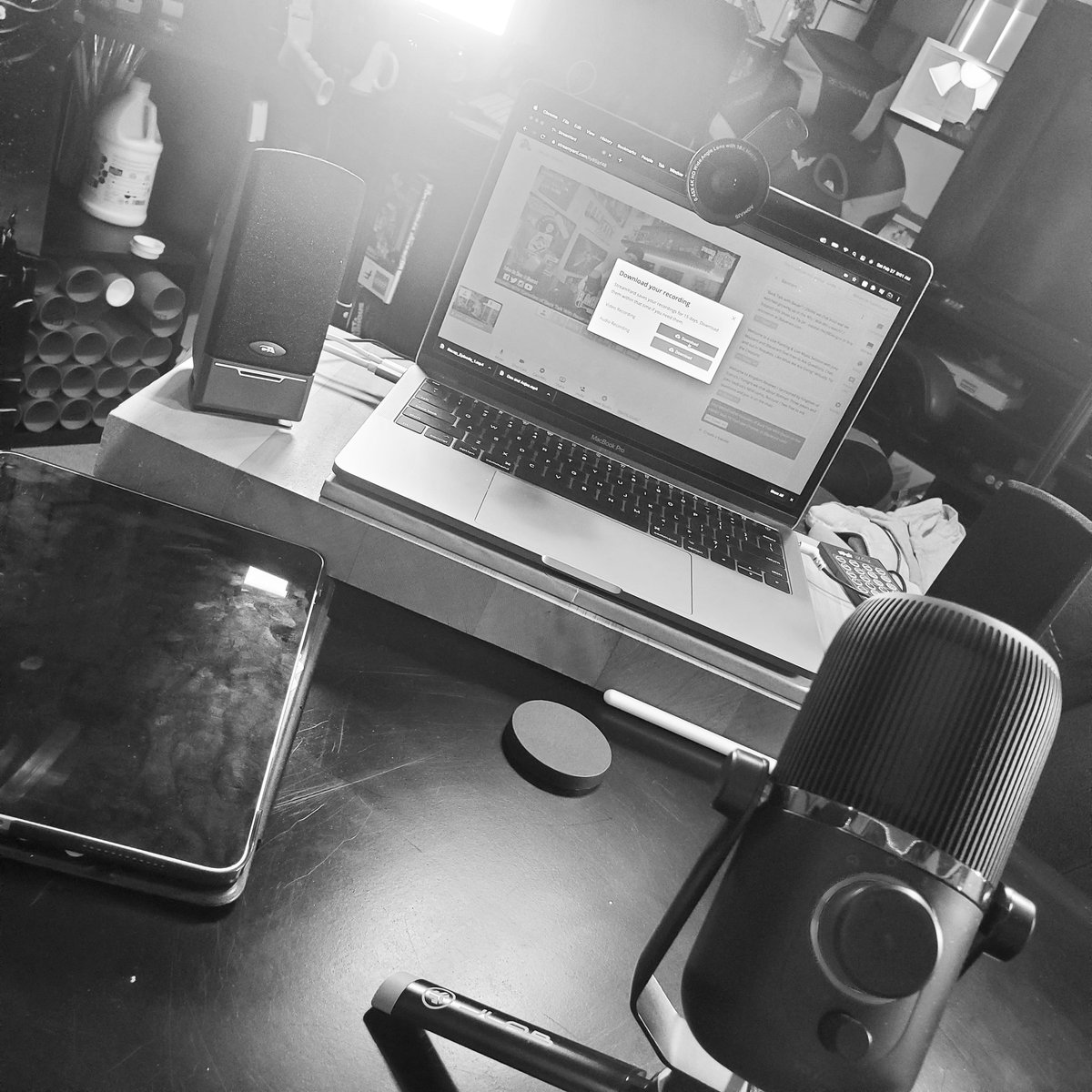 JBauerart's tweet photo. Recording some intro for my #throwback episodes of #BackTalkWithBauer that will start debuting on the JBauerart YouTube Channel. They will start deubting Thursdays in March to celebrate the ONE year mark of the pidcast. Subscribe here https://t.co/C1X5GfZg9w
#JBauerart #podcast https://t.co/PWBb3xnrgJ