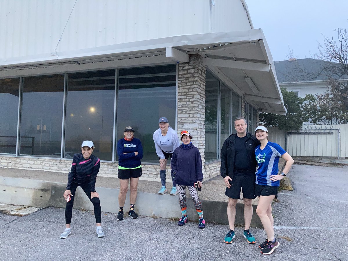 AtxGalloway's tweet photo. 1st Austin Galloway social group run!  #atxgalloway #runforwill https://t.co/OTMRfWtbpI