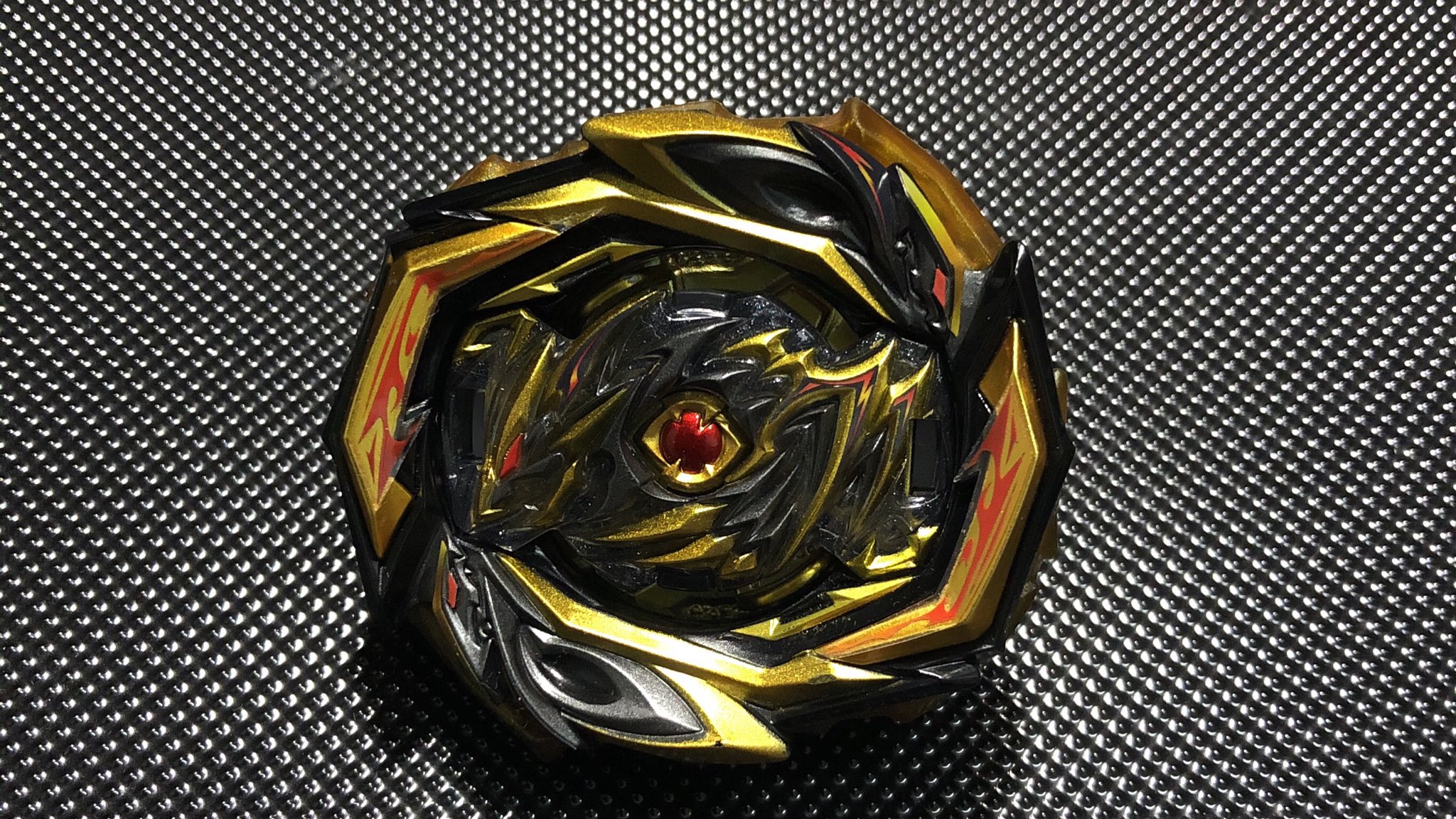 ばんぺいゆ 黒インペリアルドラゴンに金スティングと黒デストロイダッシュがよく似合う T Co On0oevd3z7 Twitter