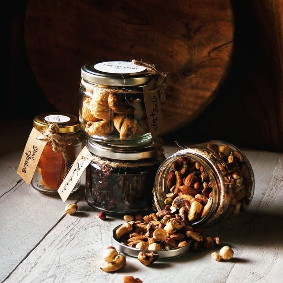 thenutterylk's tweet photo. Photo by @for.the.love.of.caramel
Day 3 of #CaptivatingComposition by @evakosmasflores and I'm contributing this minimalistic image of these cute dried fruit and nut jars I purchased from @thenutterylk
.
The dried fig were an absolute delight to eat but I'm still adamantly… https://t.co/HeAcAlg92B