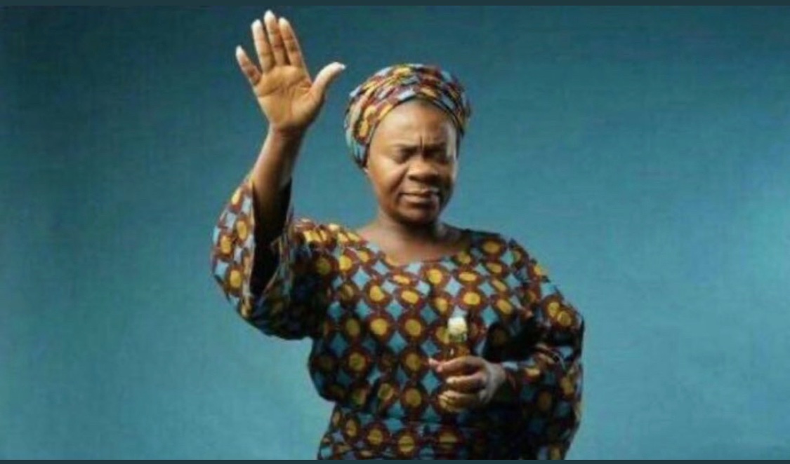 ScorpStarr's tweet image. I don’t know how to feel.
I’m drained but excited. 
God no go shame us 
#ElitesWeekend