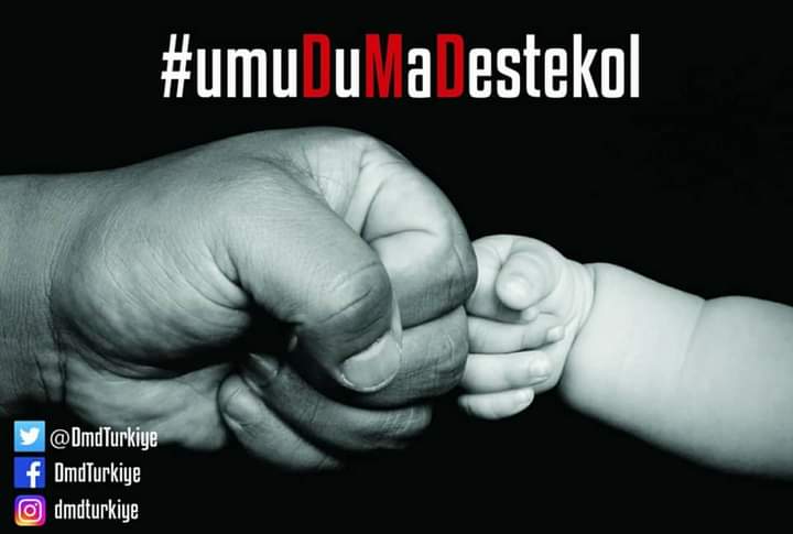 Beraber elele verelim elim ol ne olur bizim sesimizi duyun bizim için zaman çok kıymetli