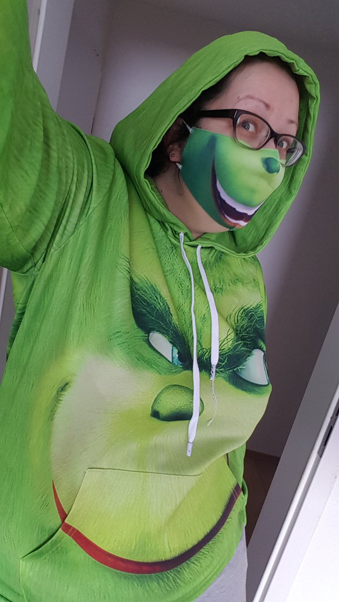 PTA_mit_Oboe's tweet photo. Ich weiß, wir sind bescheuert. 🤣
Aber das verbindet uns halt. ❤️
#beklopptundverheiratet #derGrinch #Grinch #jetztgehtslos https://t.co/lyWwv9d3ye