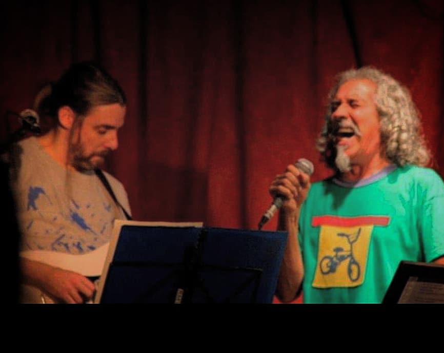 Feliz cumple Urbano querido de la vida, por muchas más músicas, charlas, risas, pizzas, búsquedas y más risas... 🙌♥️🤩⚡