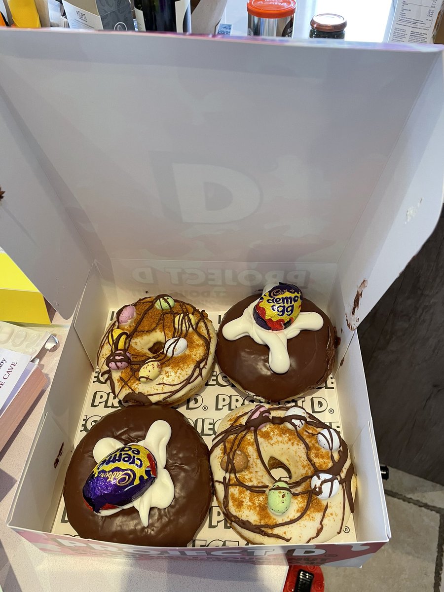 Stevemb2007's tweet photo. Afternoon treat from the wife!! @ProjectDUK https://t.co/l3M9IRShkr