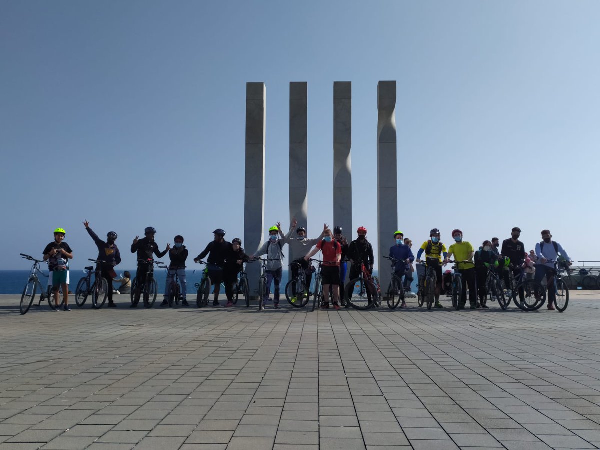 centrecruilla's tweet photo. Primera ruta organitzada pels joves que participen al taller de bicis.@salutpublicabcn @Bcn_NouBarris https://t.co/tuPx63Se3g