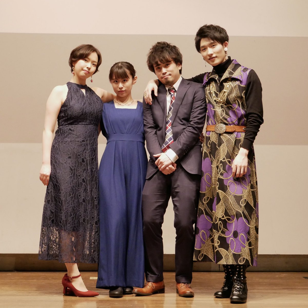 ensembletemp's tweet photo. 初演奏会、終演！！！

Live中、たくさんの
コメントありがとうございました😭

4人��曲を作り上げた時間の尊さを
終演してから噛み締めています・・・

今後も「カッコカリ」を更新し続けて参りますので
どうぞ応援よろしくお願いいたします。

(アーカイブチケットは3/6まで購入可能です♪) https://t.co/C4kCAp6yhr
