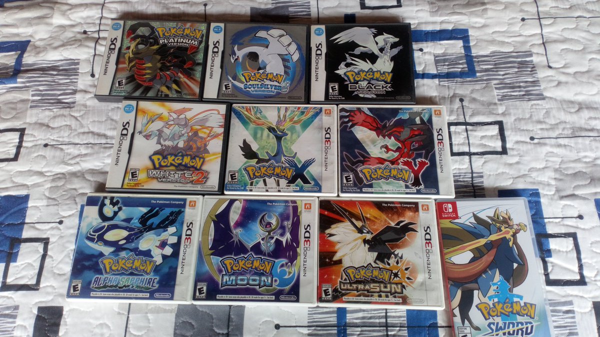 Menos24's tweet photo. @pokexperto Os presento mi colección de juegos 🎮 https://t.co/JAJf7Ctl5f