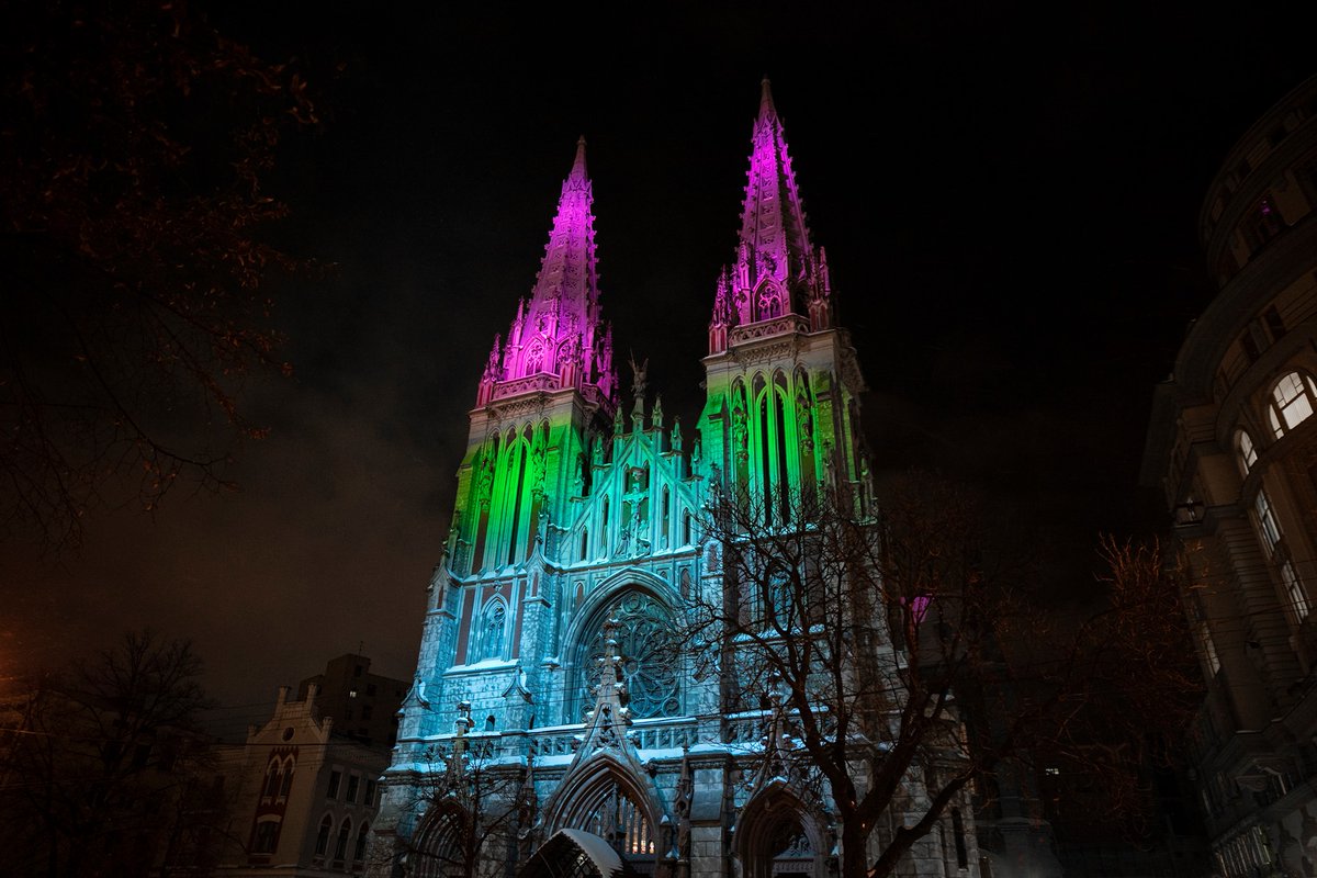 eurordis's tweet photo. This @RareDiseaseDay a global chain of lights will bring all the continents together! 🌎🌍🌏

More than 150 buildings worldwide will be lit as part of the initiative in 2021. 

#RareDiseaseDay 

Check out the full list 👇👇

https://t.co/CDm9gEOgkV https://t.co/8hFIZXqF7Z
