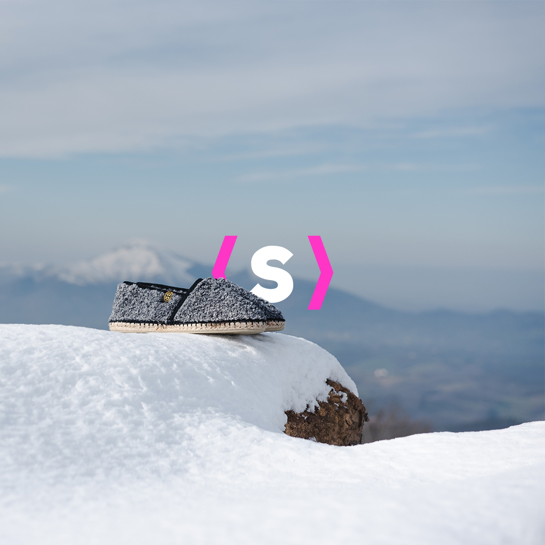 Il était une fois, au cœur de la province de la Soule au Pays basque, un fabriquant d’espadrilles qui fit confiance à l'agence Trajectoires pour développer son activité digitale et s’en trouva fort pourvu quand la crise fut venue... 

🪢: artofsoule.com