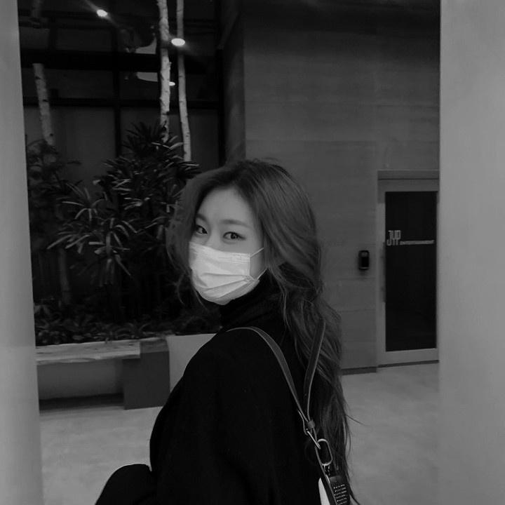 hi, rona here !
mutualan? rt or like
fambest? dm
anw, gua msi newbie

#roleplayer #roleplayerindonesia #roleplayerkpop #roleplayeraccount #rptwt #roleplayerworld