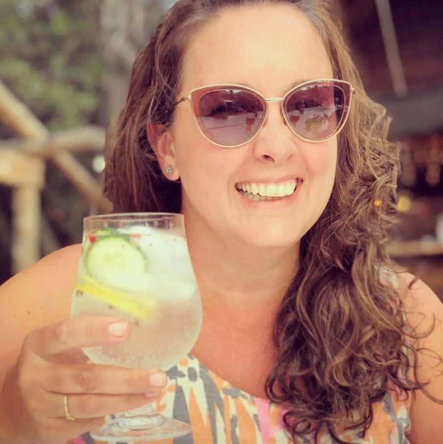 lugaresysabores's tweet photo. #NoticiasGastronómicas / #premiaciones 🙌 

Se realizaron los #WorldGinAwards y #GinaDryGin, de @tatemoretti  fue elegido como el mejor gin argentino en la categoría "Best Signature Botanical"
.
Te contamos todos los detalles en la siguiente nota
👉 https://t.co/f6l12GlKX1 https://t.co/hYgSLvOZr1